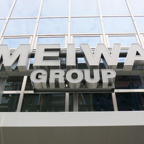 明和不動産熊本本社ステンレス電照サイン